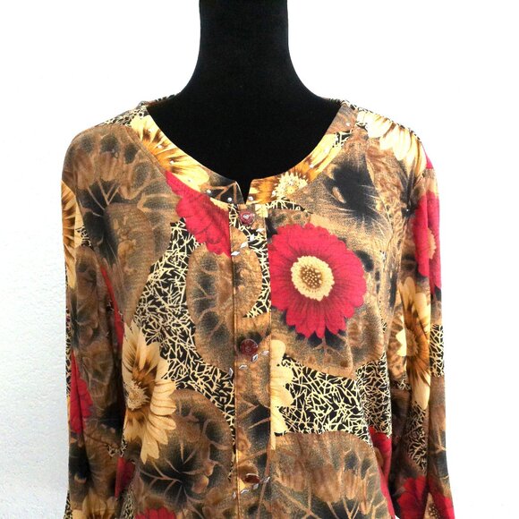 Red/brown floral 3/4 sleeves shirt, with little studs design - Picture 4 of 6